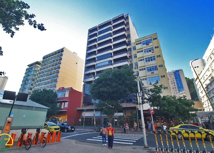 Incrível sala e quarto com varanda em Ipanema Rio de Janeiro